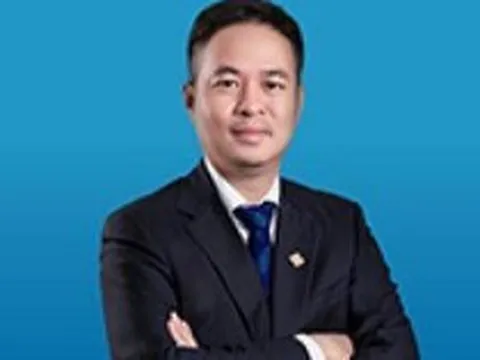 Sếp lớn ngân hàng vừa trở thành Chủ tịch công ty chứng khoán