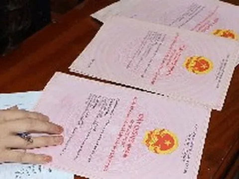 Nhà cấp 4 xây không phép từ năm 2006, nay mất mái, lâu không sử dụng, có được cấp sổ đỏ, Bộ Nông nghiệp và Môi trường trả lời