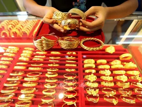 Giá vàng hôm nay (13/9): Chốt tuần, thị trường có xu hướng tăng trở lại