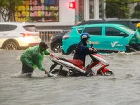 Hà Nội mưa lớn nhất từ đầu mùa