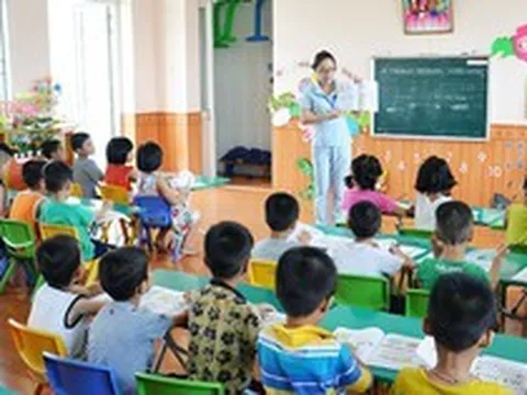 Trẻ em thuộc đối tượng phổ cập giáo dục mầm non cho trẻ 5-6 tuổi được miễn, giảm, hỗ trợ học phí