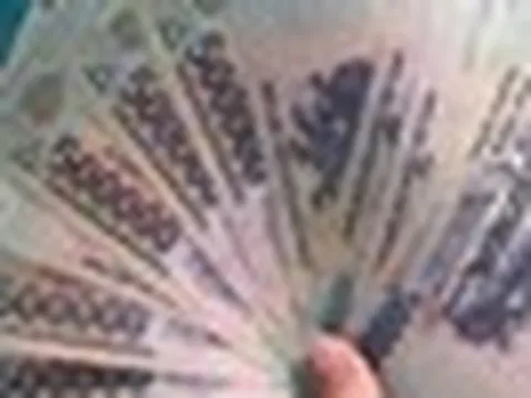 Nguyễn Thị Hà Tuyên SN 1993 bất ngờ nhận 400.000.000 đồng từ tài khoản lạ: Công an lập tức xác minh giao dịch