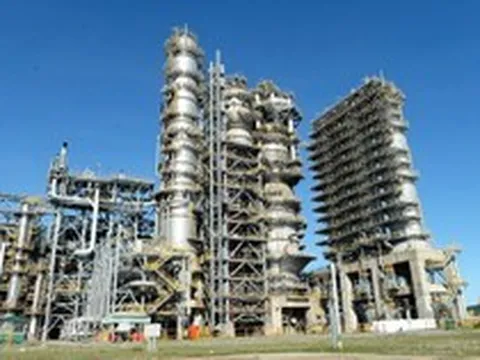 Nhà máy lọc dầu 3 tỷ USD của Việt Nam có "tin vui"