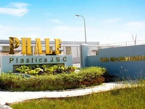 Nhựa Pha Lê chậm công bố báo cáo tài chính bán niên, cổ phiếu PLP vào diện cảnh báo