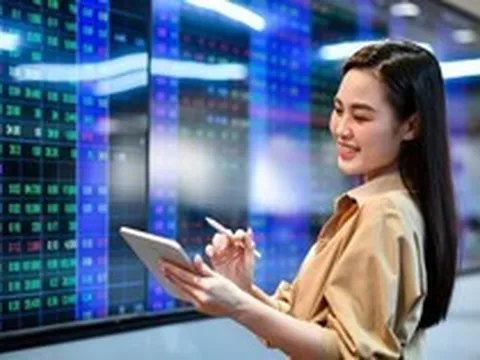 Gần 200 triệu USD chờ đổ vào chứng khoán Việt Nam trong tháng này, CTCK điểm tên 3 nhóm cổ phiếu "hút tiền" mạnh