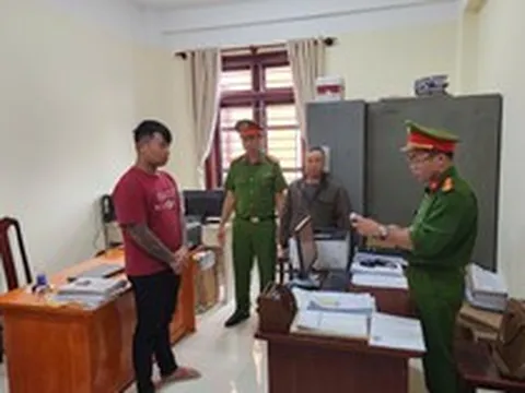Điều tra loạt giao dịch qua 162 tài khoản ngân hàng, phát hiện dòng tiền hơn 2.000 tỷ đồng: Bắt tạm giam Đặng Anh Khoa SN 2006