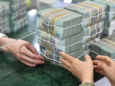Nợ gấp 7 lần vốn chủ, một doanh nghiệp vẫn chào bán 1.500 tỷ đồng trái phiếu