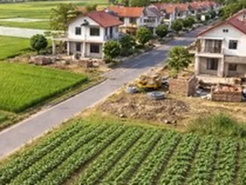 Chuyển đất nông nghiệp sang đất ở phải phù hợp quy hoạch nào?
