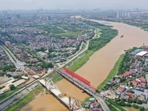 Rầm rộ thi công cầu Đuống mới dự kiến hoàn thành cuối năm 2026