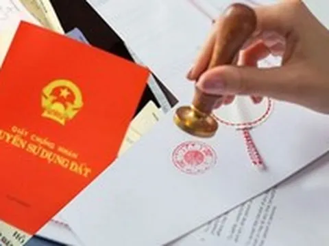 Trước đề xuất bỏ công chứng khi mua bán đất, Chính phủ yêu cầu giữ quy định để ngăn tranh chấp