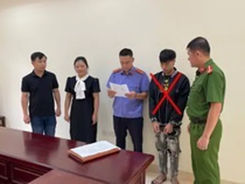 Thi hành bắt tạm giam Hoàng Văn Thắng SN 2007