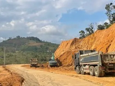 Giá vật liệu tăng vọt, loạt doanh nghiệp 'kêu cứu' vì càng làm càng lỗ