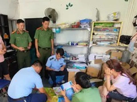 Cơ sở photocopy bị kiểm tra sau lời mời gọi "Không mua được sách cho con thì qua quán em in"